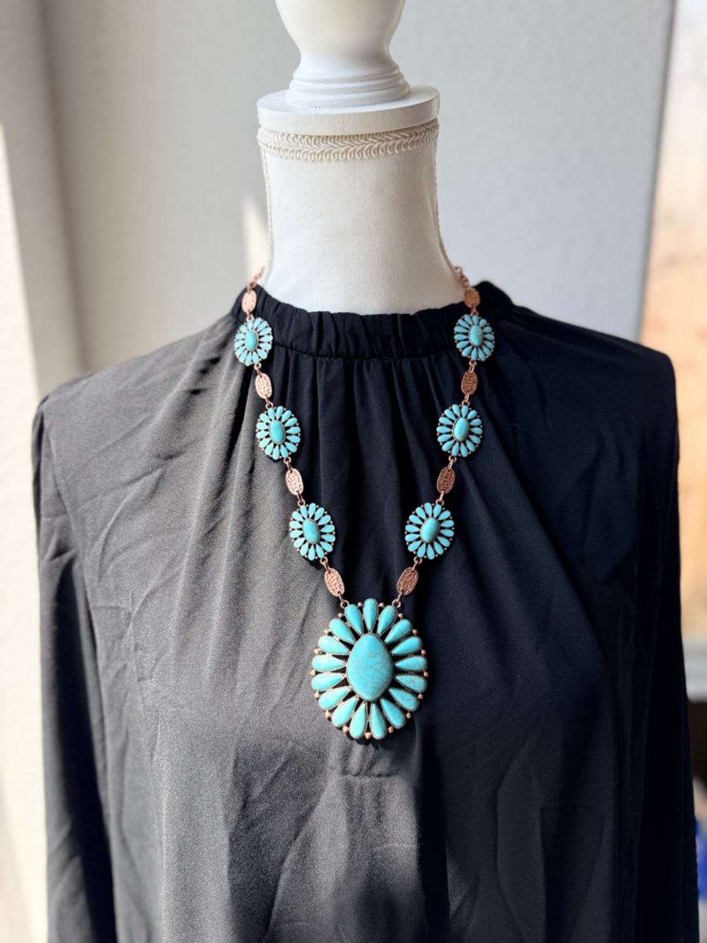 Western Fashion Turquoise Statement Sunburst Necklace - Women Jewelry